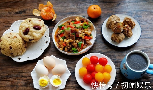 西兰花|妈妈每天六点起,亲手做早餐,七天不重样!网友这家孩子真幸福