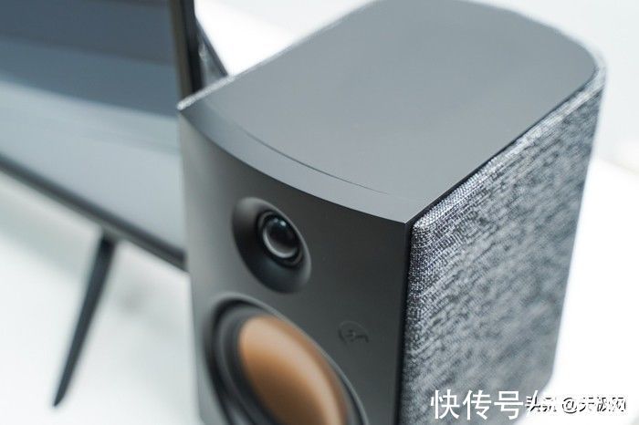 惠威|惠威OS-10体验：千元以内桌面有源音箱的优质选择