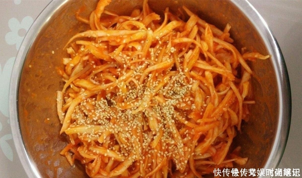 桔梗|农村一种特殊野菜,根似人参营养高,做成泡菜超下饭,见到别错过