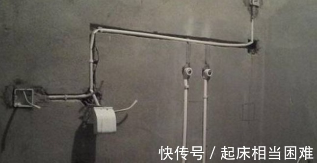 地板|为什么有钱人布电线都不开槽了!