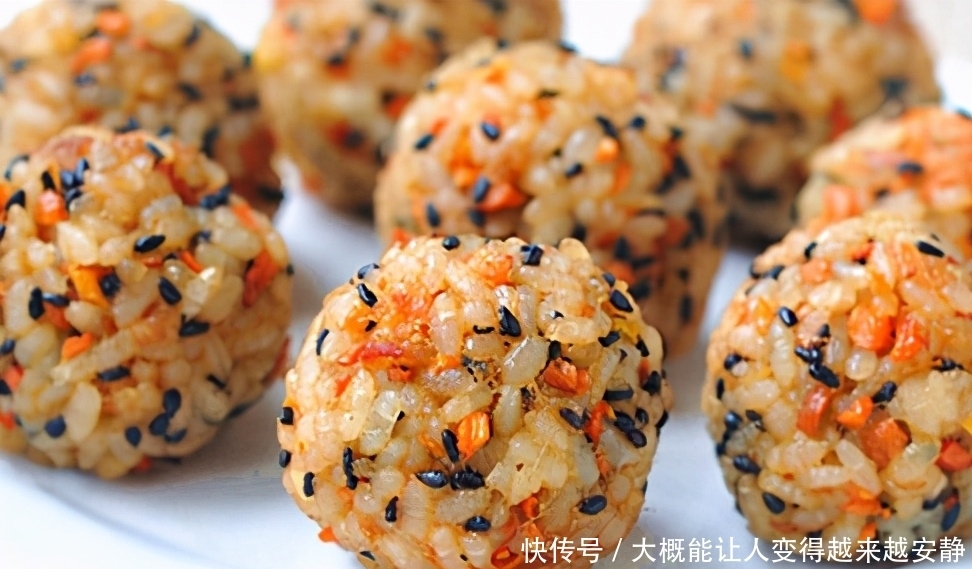 米饭新做法,儿子着了迷,配点蔬菜,简单一做,天天吃不够