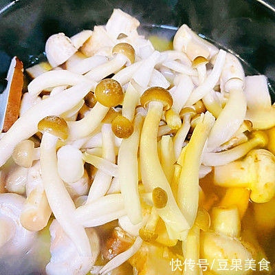 佳味|#一口新年味，全家享佳味#黄油大虾红汤