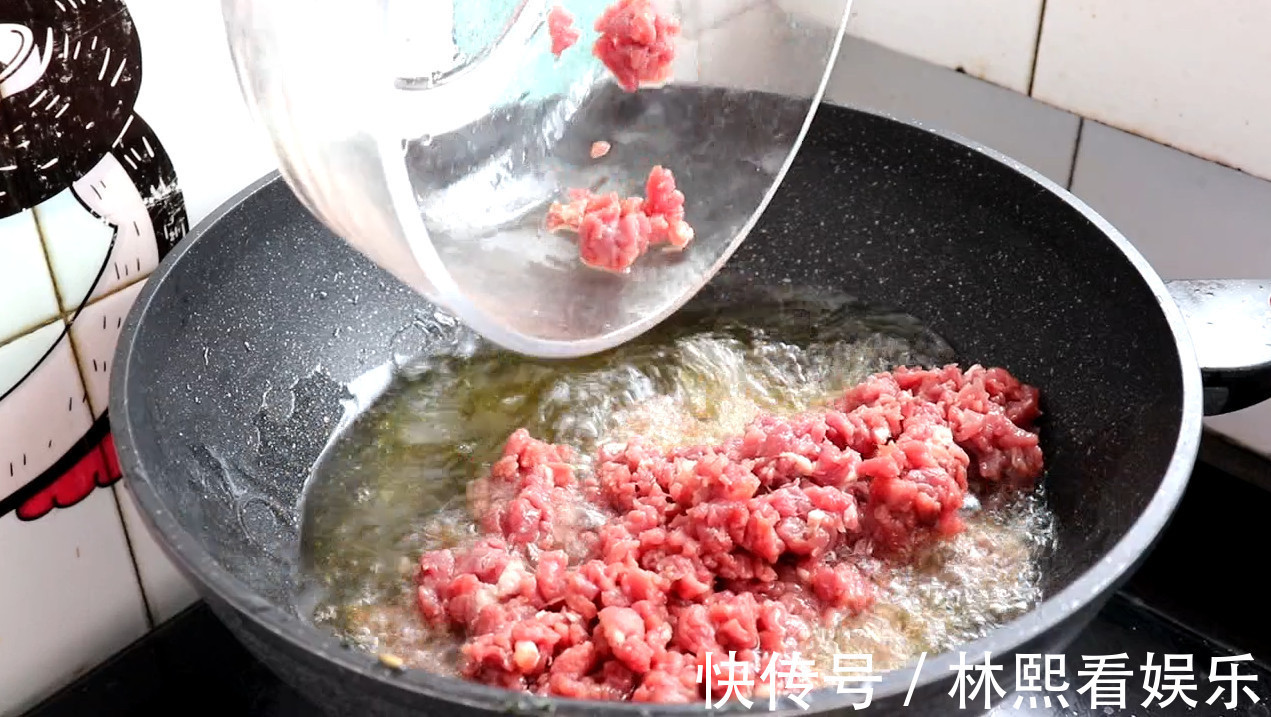 想吃|想吃牛肉酱不用买，详细做法诀窍告诉你，酱香味十足，方法超简单