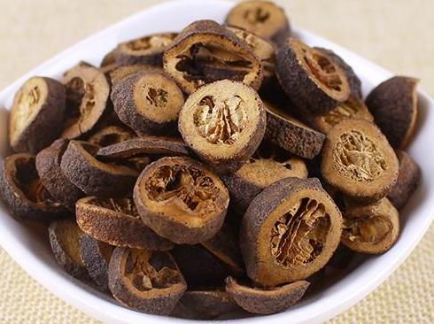 苋菜|秋季会吃的人更健康，3种食物离不开，排毒养颜、滋润身体