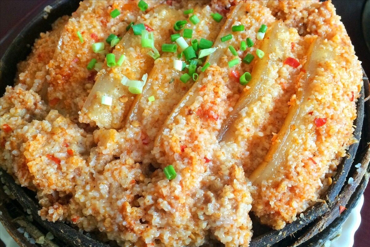 入味|粉蒸肉不能直接上锅蒸，学会2个技巧，五花肉酥烂入味不夹生