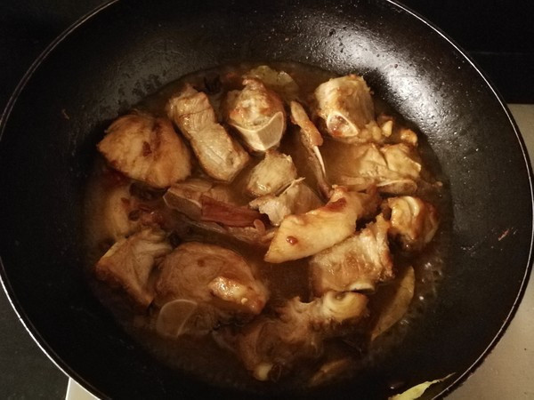 天天就馋这道菜,炖一锅都不够吃,比排骨还香,啃着吃最过瘾