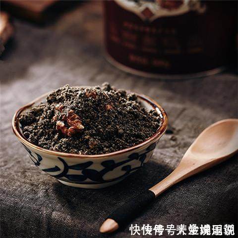 黑芝麻|白发有救了,每天常吃一点,比染发要健康,效果更自然