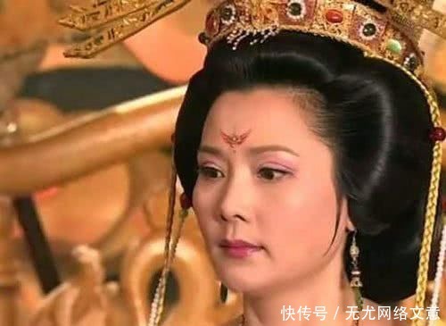 夫人|91岁老太死后被亲生女儿扒出和外孙奸情,荣国夫人传奇一生!