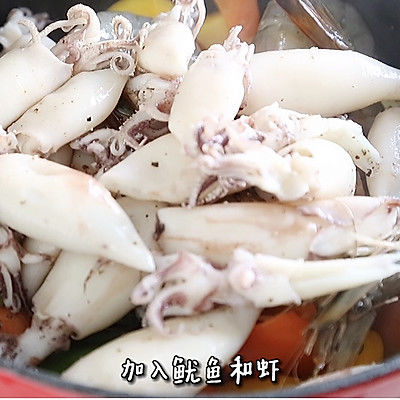 三汁焖锅|小鱿鱼三汁焖锅