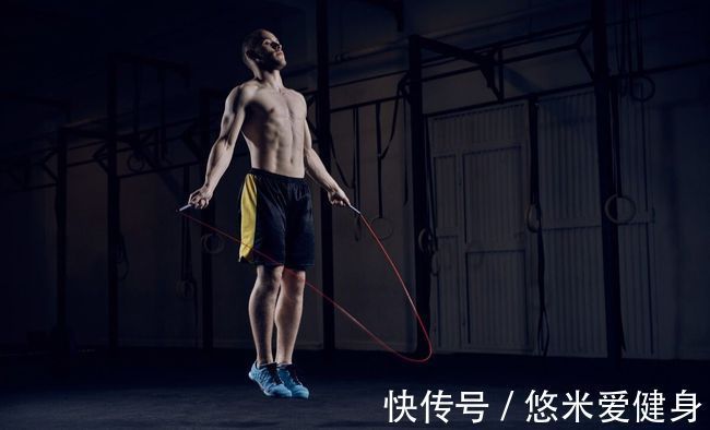 鞋子|健身穿什么鞋子合适?选择这3款训练鞋,让你的健身效果翻倍