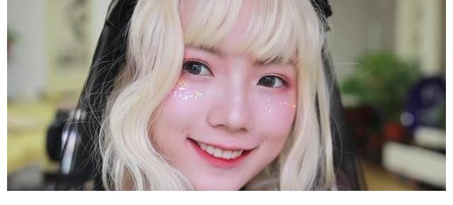 旅顺博物馆|党妹再次翻车？穿lo裙在博物馆前跳舞……