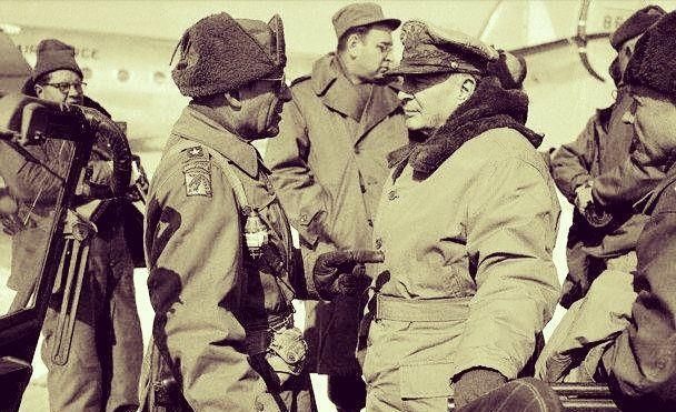 不败|麦克阿瑟宣称动用两个师即可改变战局,乌山战斗戳破美军不败神话