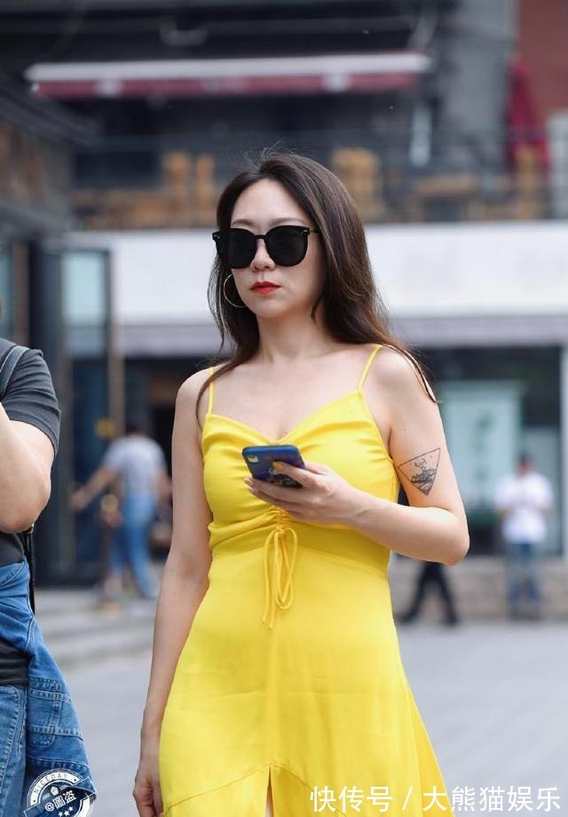 衣服 别致潮流的打底裤穿出韩范的味道,穿出自我个性,活泼俏皮!