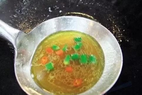 与众不同|酸汤肥牛如何才能做到与众不同 从选材就应该不一样