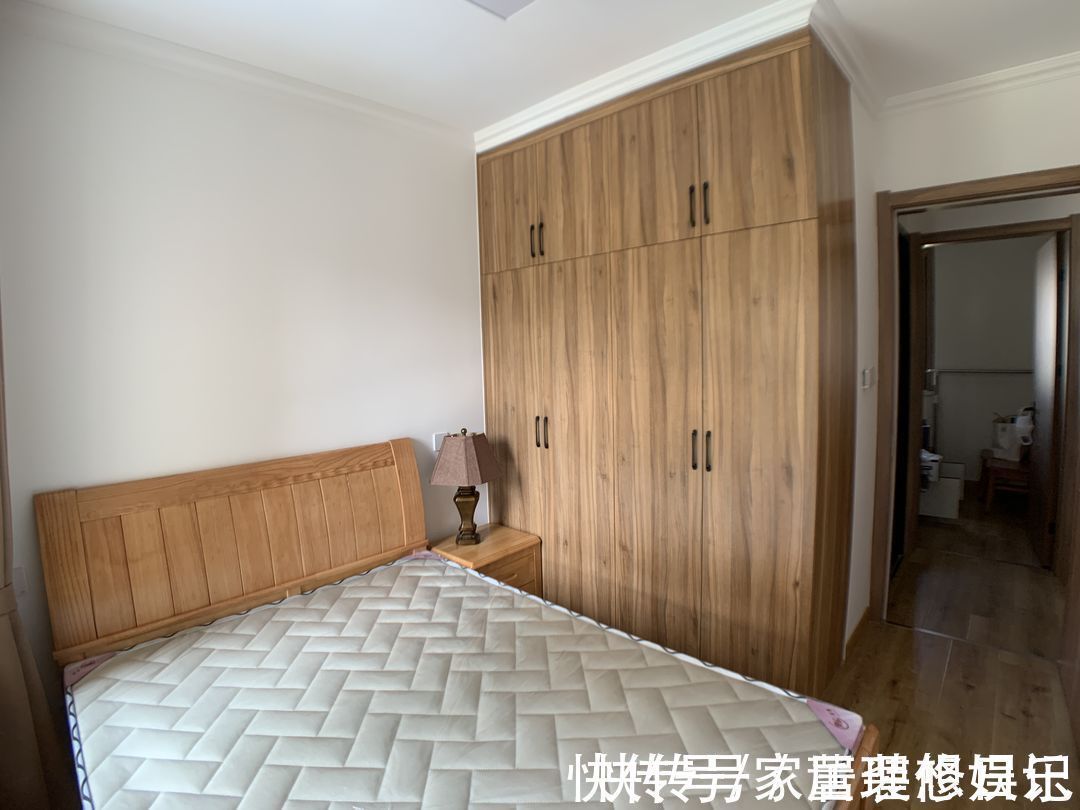 小两房|60后大叔的养老房,花6万简装70㎡的小两房,简洁清爽住起来顺心