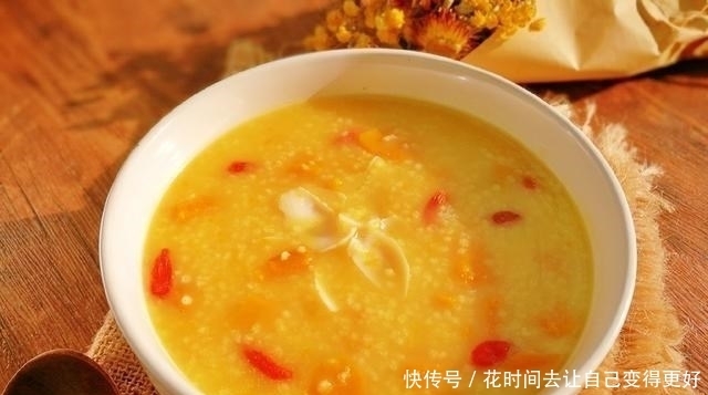 小米粥|煮小米粥时,记得下锅前多“1腌”,小米粥香软顺滑,天天喝不厌