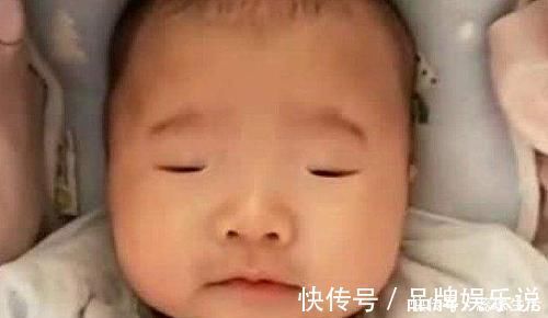 小两口|宝妈生下7斤男宝,儿子“没眼睛”急坏小两口,医生检查后笑出声