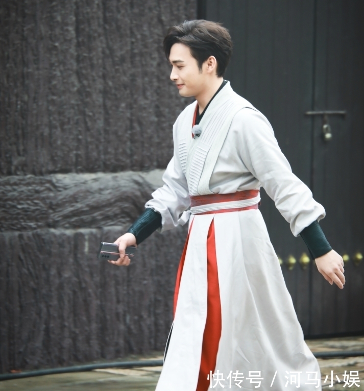 cos|奔跑吧力推三国主题,跑男全员换古装,貂蝉周瑜吕布全场最佳