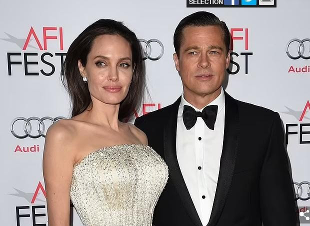 前夫|安吉丽娜朱莉穿白色透明裙装, 仙女气质不俗, 孤身前去见前夫