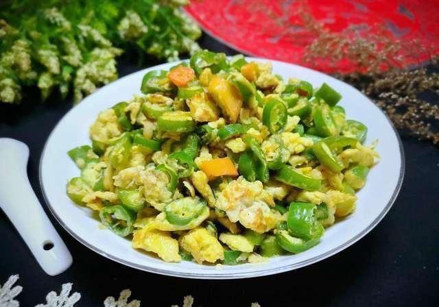 肠胃消化|便秘最怕这菜,一周吃2次,排空黑宿便,口臭没了,大肚腩不见了