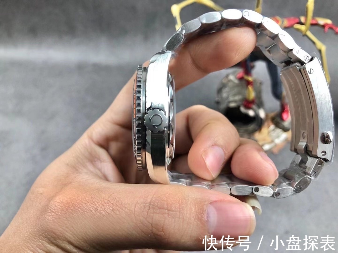 omj|vs厂欧米茄海马系列海洋宇宙600米四分之一橙
