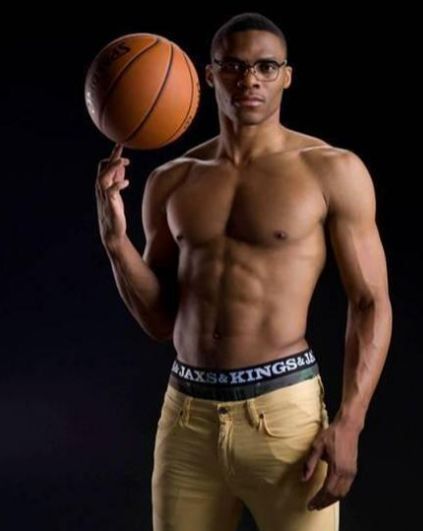 乔丹|NBA历史上5位置肌肉天花板是谁?詹皇上榜 乔丹是完美模板