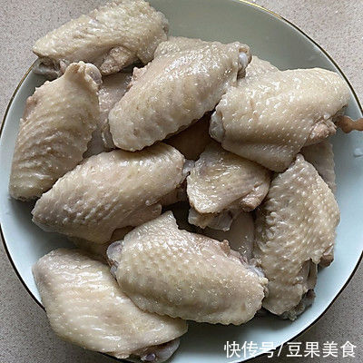 周末这样吃，红烧鸡翅开启元气满满的一天