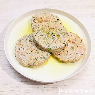 减脂|鸡胸肉蔬菜饼—减脂常备你这么做，保证最正宗