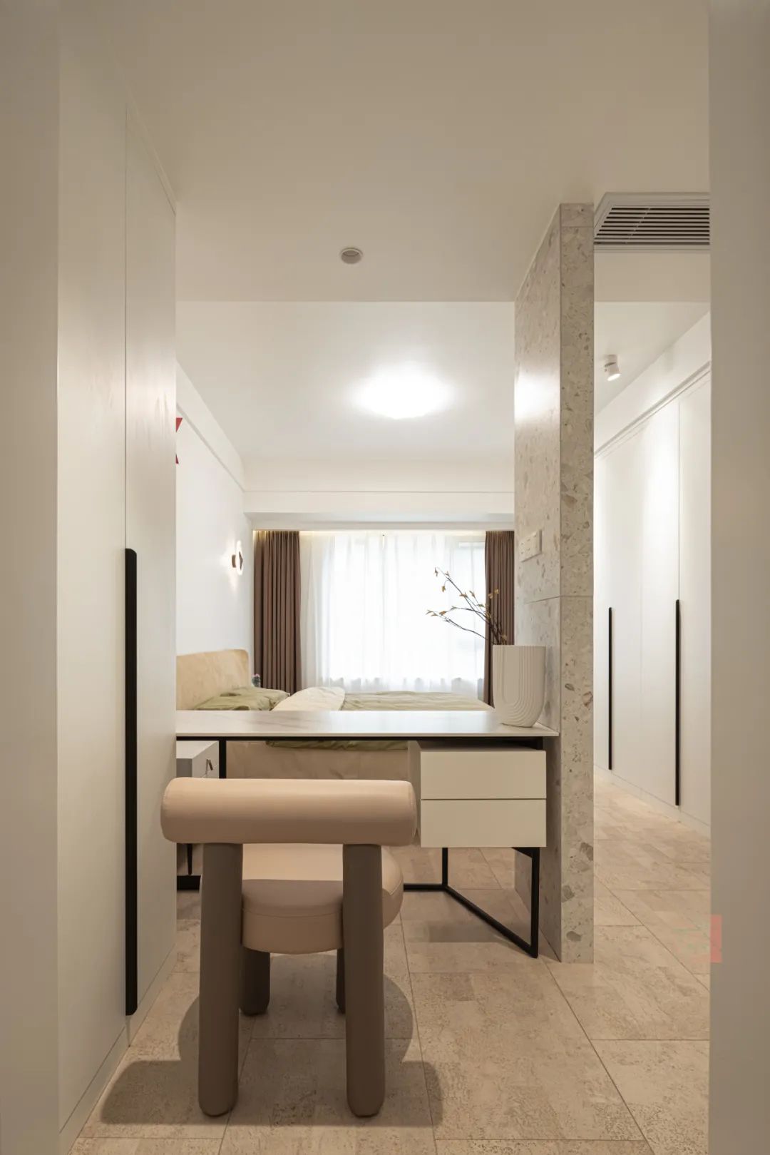 120㎡现代简约,极简硬装也高档,玄关设计全场最亮