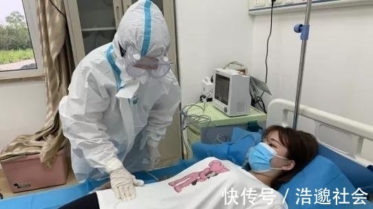 西蓝花|26岁女子常年便秘，肠道坏死，医生：这3种食物是“清粪高手”，不妨常吃