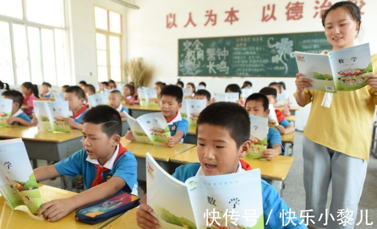 式父母|家长接送孩子被“狠批”,中国式父母错了吗?家长的回击太现实