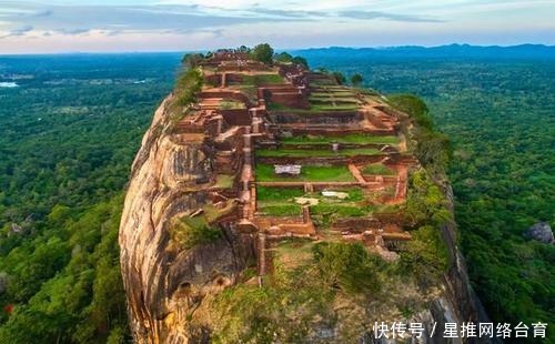 谜一样的国家！耗时18年，建在半空中，却只存活了7年？