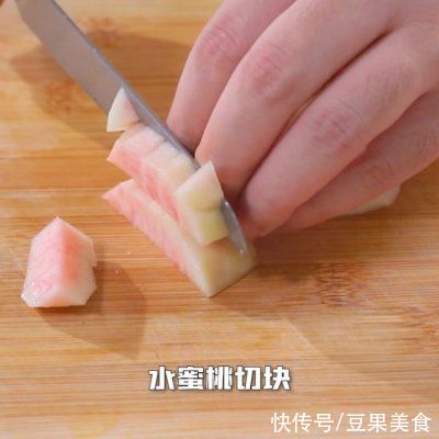 打蛋器|不可错过的下酒菜奶茶店必点——芝芝奶盖系列，过瘾