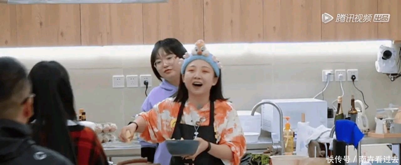 做饭 通过明星在综艺里做饭细节就可以看出,彼此之间的差距到底有多大