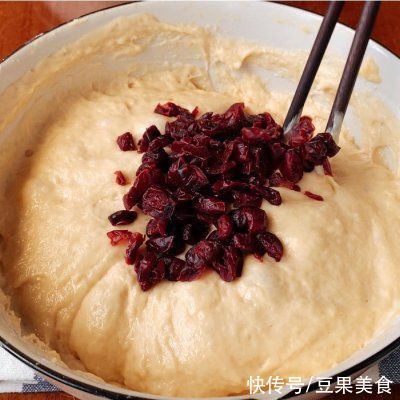 松软鸡蛋大发糕的别样做法，吃过的人都喜欢