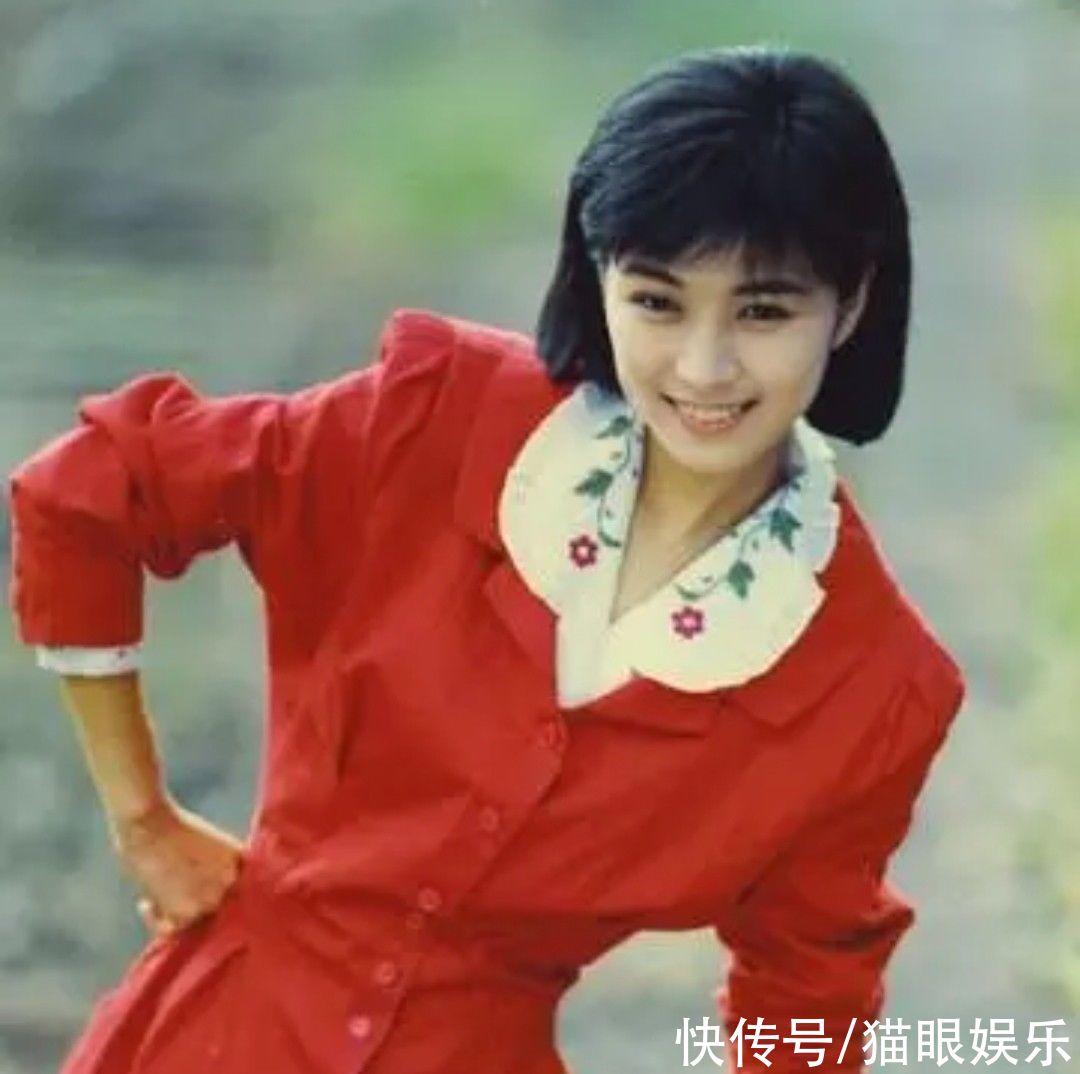 断食|56岁女星断食3天瘦6斤，还坚持每天跑8公里，瘦到手上青筋凸起