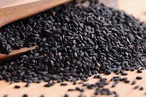 黄芪|女人气血不足,“指甲”先知道?医生:6物敞开吃,气色越来越好