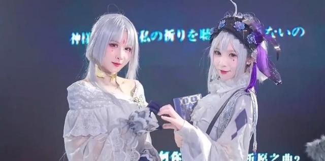 cos|COSER为还原角色有多拼?不仅“光脚上阵”,大佬直接剃“秃头”