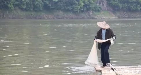 吃饭|土匪的那些忌讳:吃饭喝茶一律不准讲,尤其害怕碰到捕鱼的