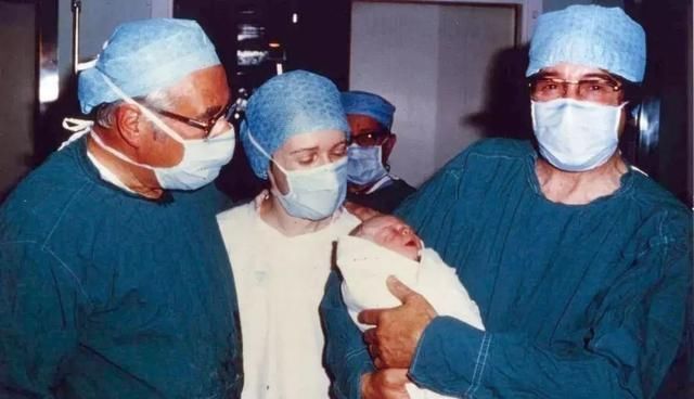 ·布朗|世界第一例试管婴儿,今年已经42岁现状如何