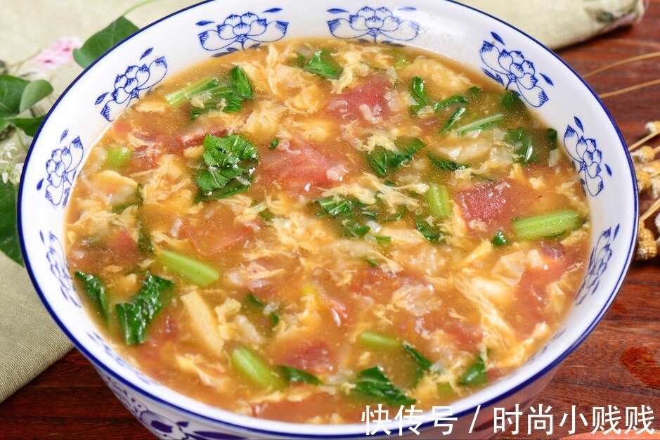 丝瓜蛋花汤|做蛋花汤,切忌水开直接倒蛋液,多做1步骤,蛋花漂亮,香浓好喝