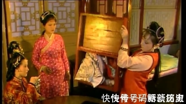 贾府&大观园检抄,探春激愤到落泪,为何一向清高的林黛玉却默不作声?