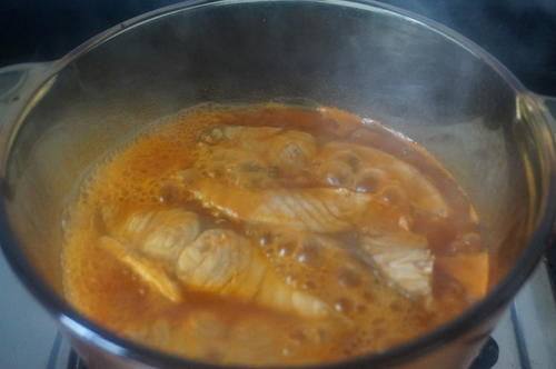  酸酸甜甜の番茄酿青鱼，开胃又下饭，无油