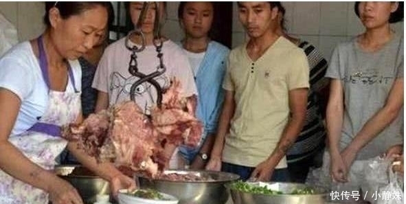 家面馆|夫妻卖特色面,每碗10元,每天限量300碗,来晚攀关系也没用