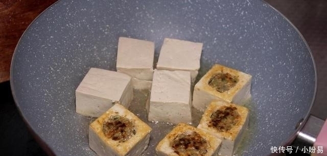 小董|自从学会豆腐的新做法,我家豆腐再也不炒了,一周吃3次,超过瘾