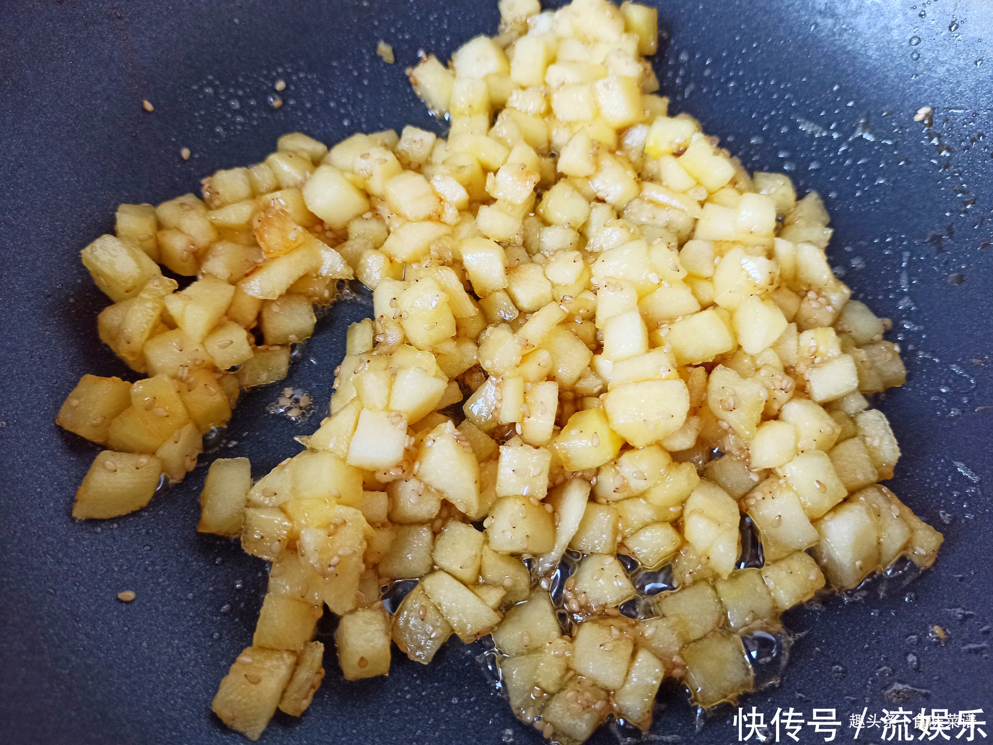 山药加南瓜的吃法火了,健脾养胃,外酥里软又解馋,比面包好吃