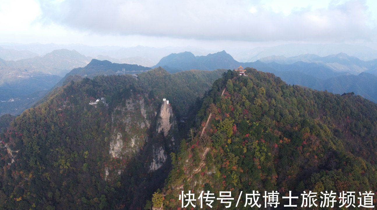 塔云山|海拔仅1600米的塔云山，凭啥称“秦岭第一仙境，天下最险道观”？