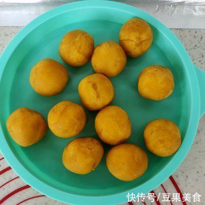 室温|这道原味奶酥月饼，我一年四季都想吃