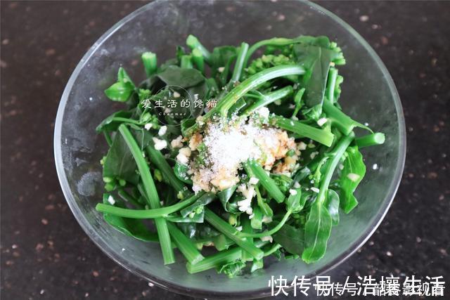 常熬夜就吃这菜,清心下火,通肠道,3元一大捆,难怪大婶抢着买