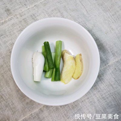 高考|#助力高考营养餐#快手春笋鸭肉粥（电压力锅版）